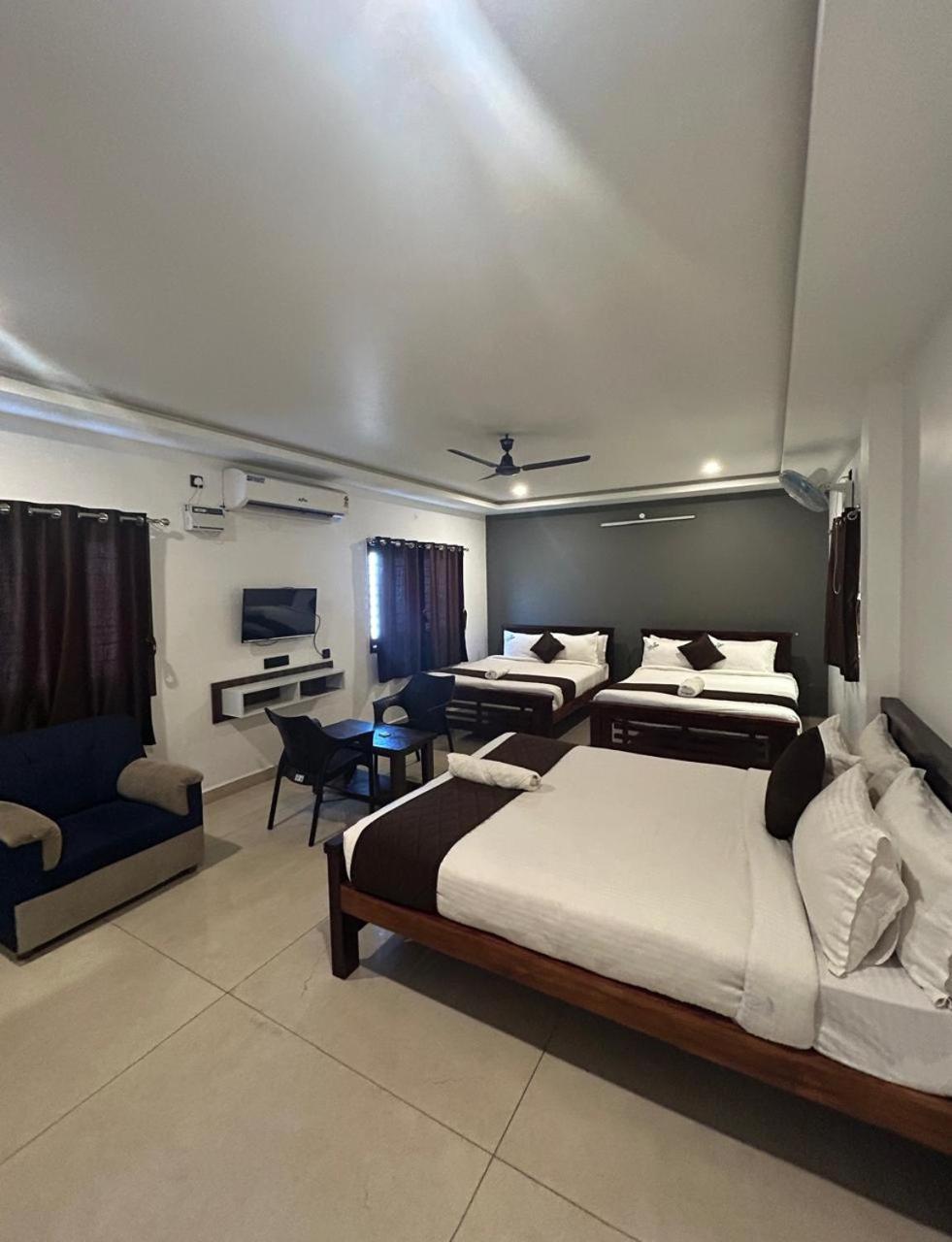 Hotel The Ocean Grand à Pondichéry Extérieur photo