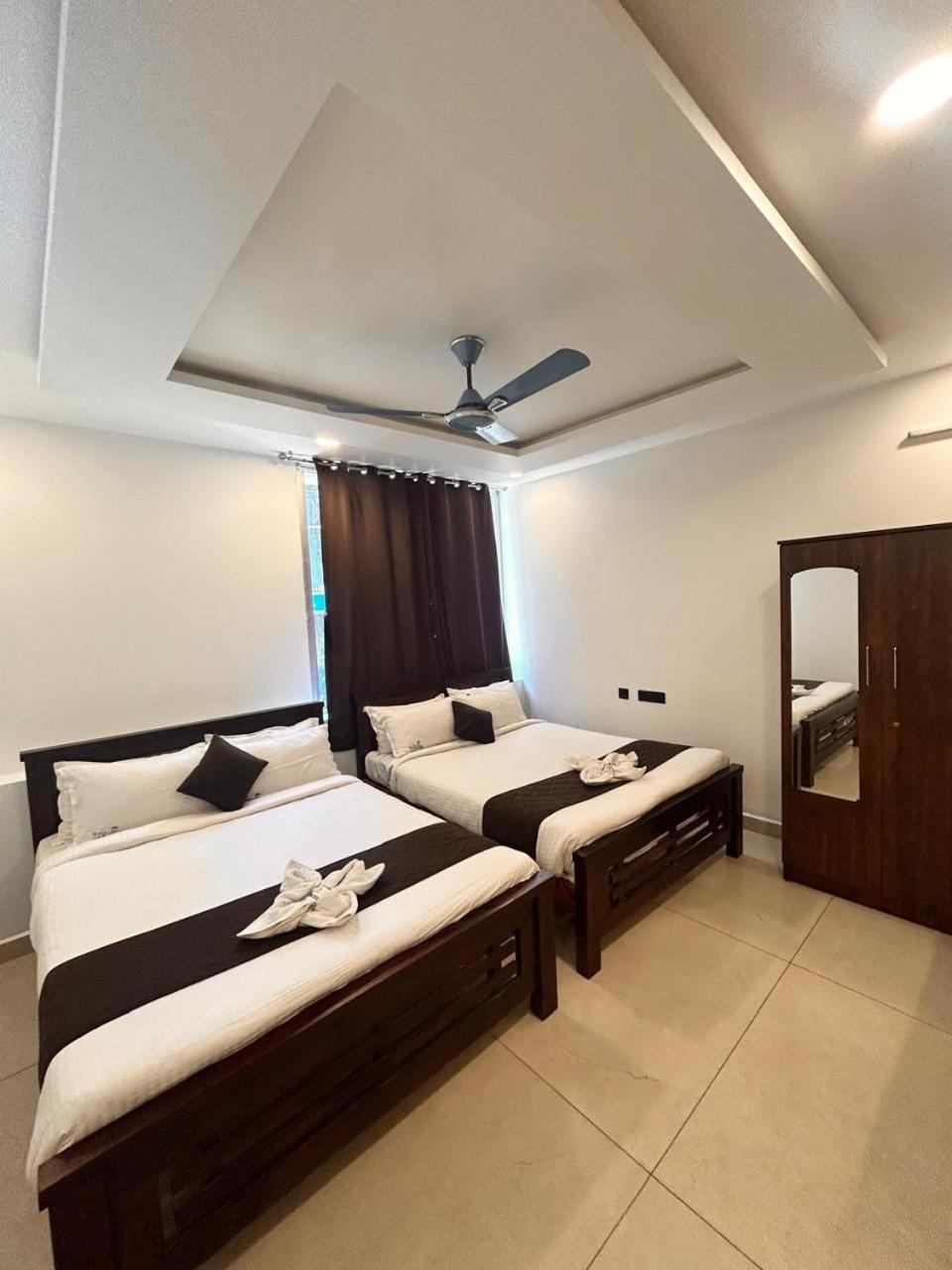 Hotel The Ocean Grand à Pondichéry Extérieur photo