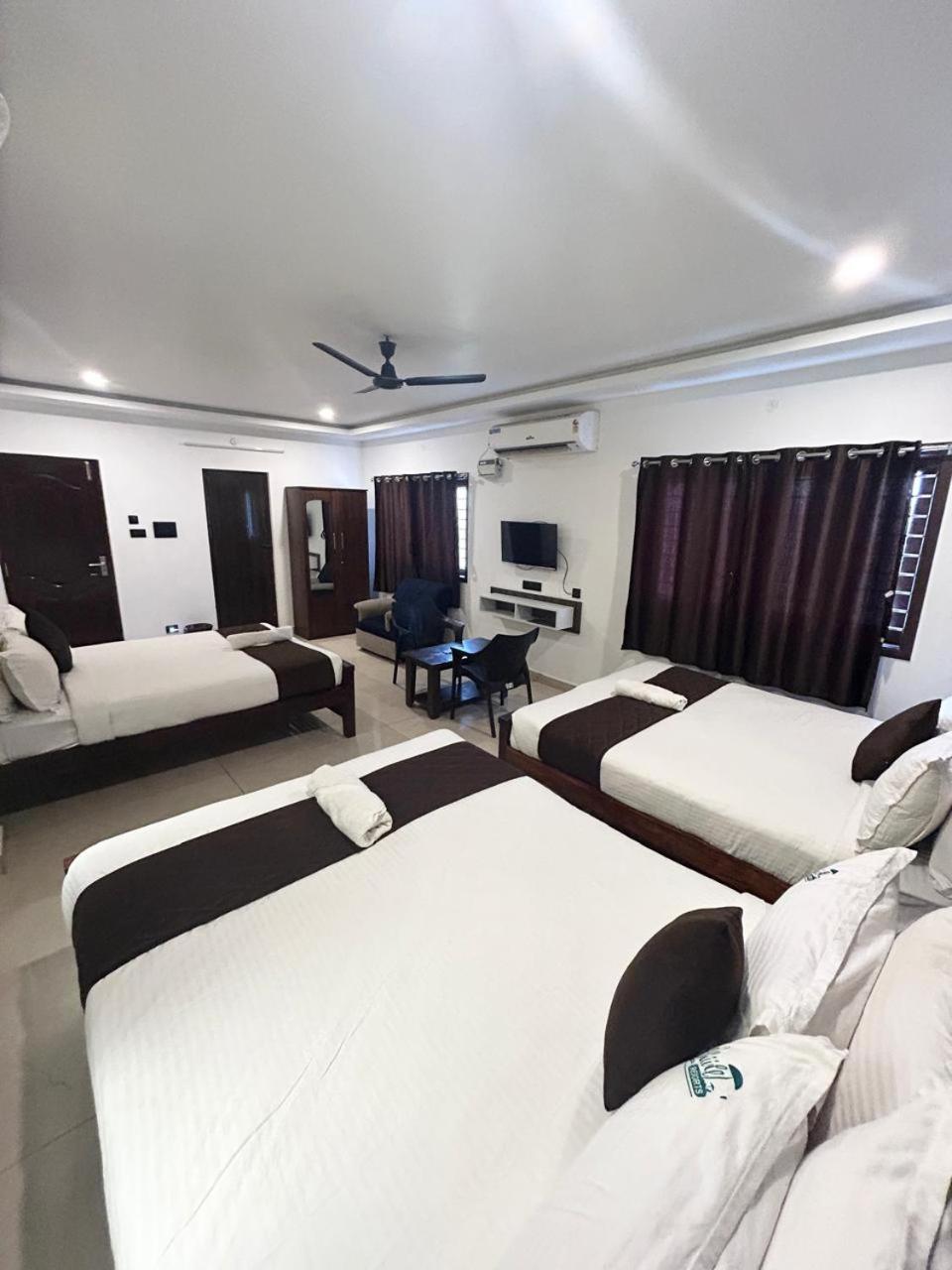 Hotel The Ocean Grand à Pondichéry Extérieur photo