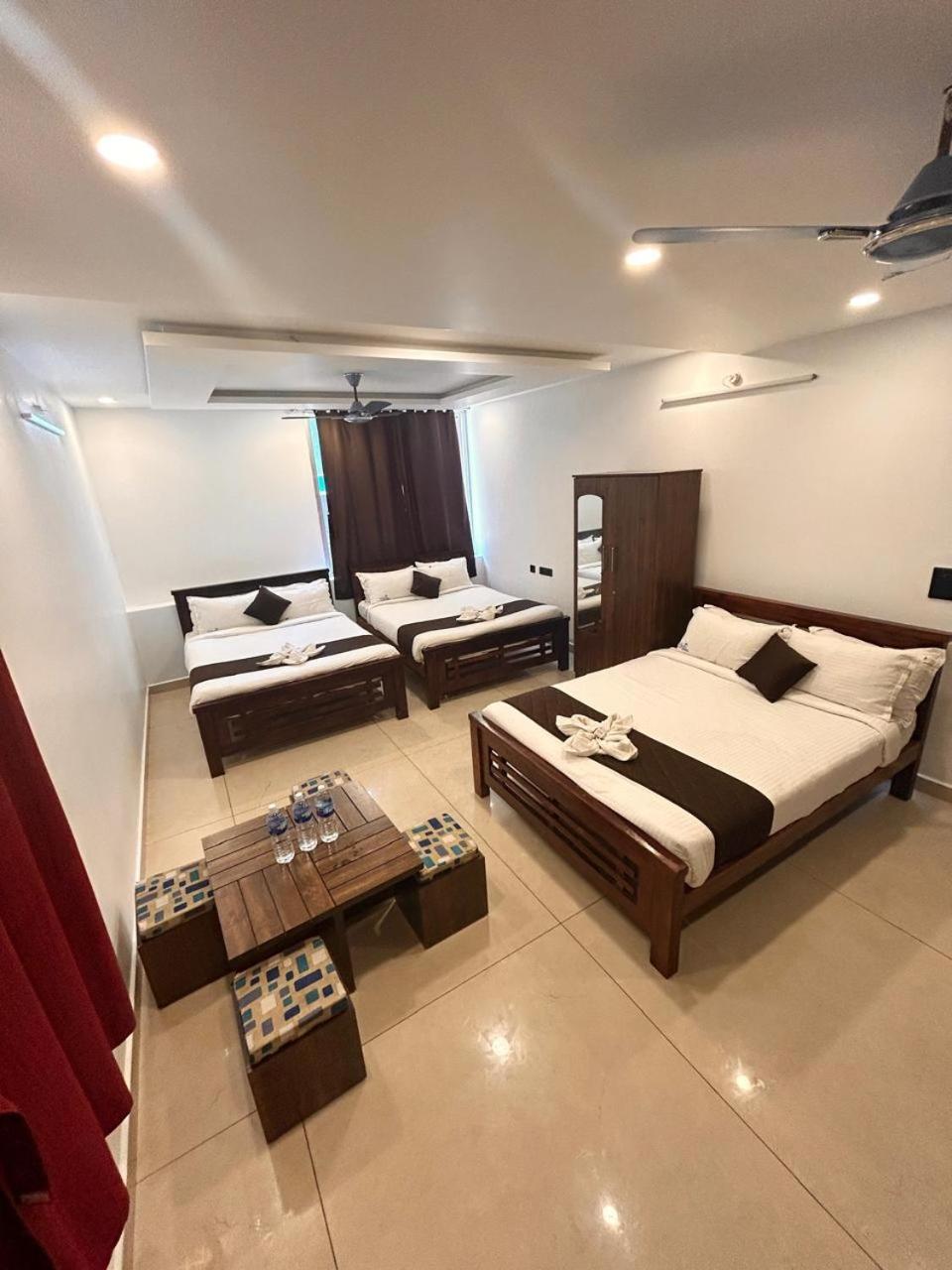 Hotel The Ocean Grand à Pondichéry Extérieur photo